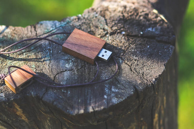 leseni-usb